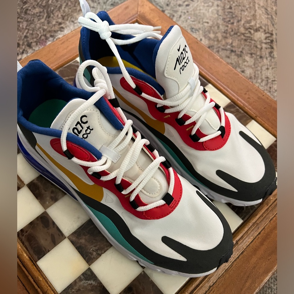 Nike Air Max 270 React